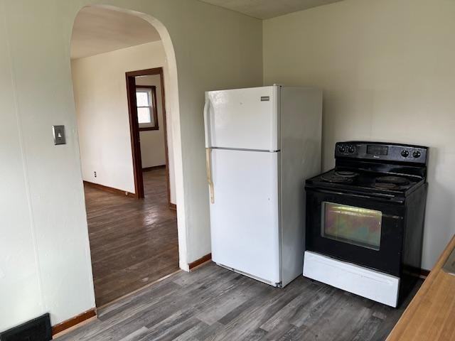316 Ferndale St - Photo 2 of 11