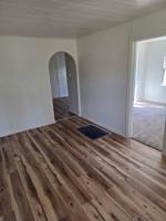 featured image of 204 E 7th St