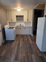 featured image of 202 E 7th St