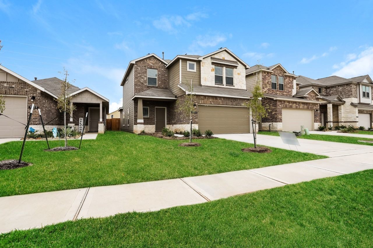 7943 Cypress Country Dr - Photo 2 of 22