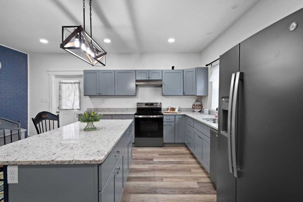 30 April Ln - Photo 3 of 3