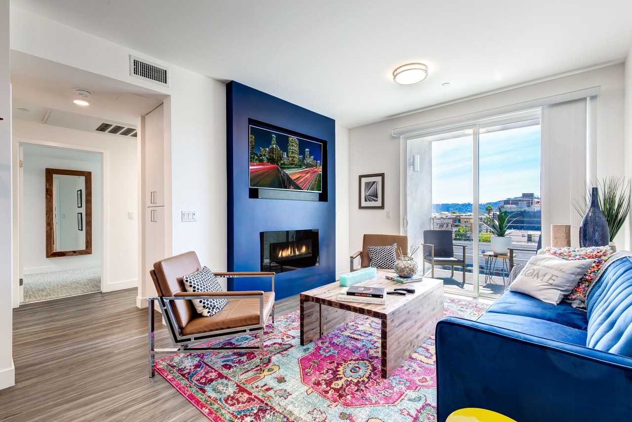 NOHO 55 Luxury Living - Photo 7 of 16