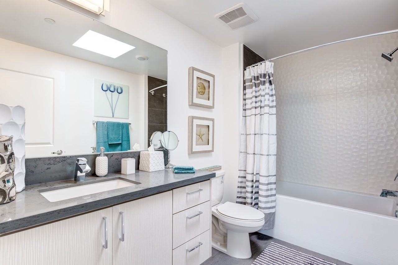 NOHO 55 Luxury Living - Photo 4 of 50