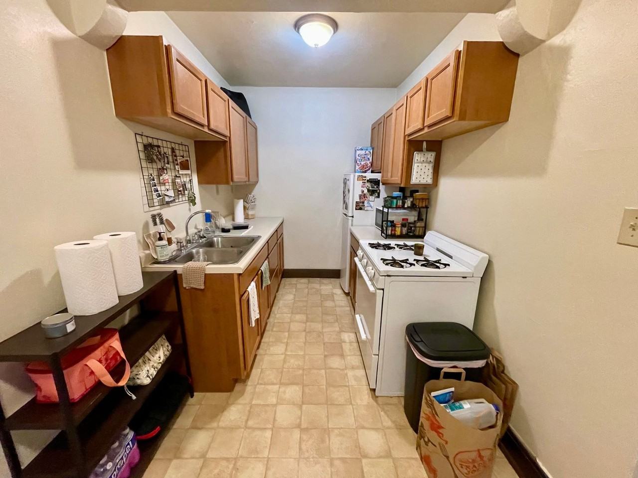 1827 E Park Pl - Photo 4 of 8