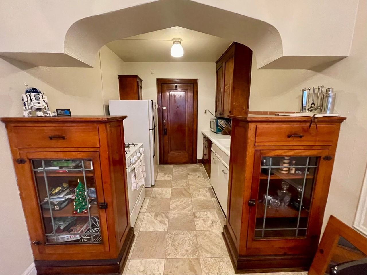 2632 N Oakland Ave - Photo 6 of 18