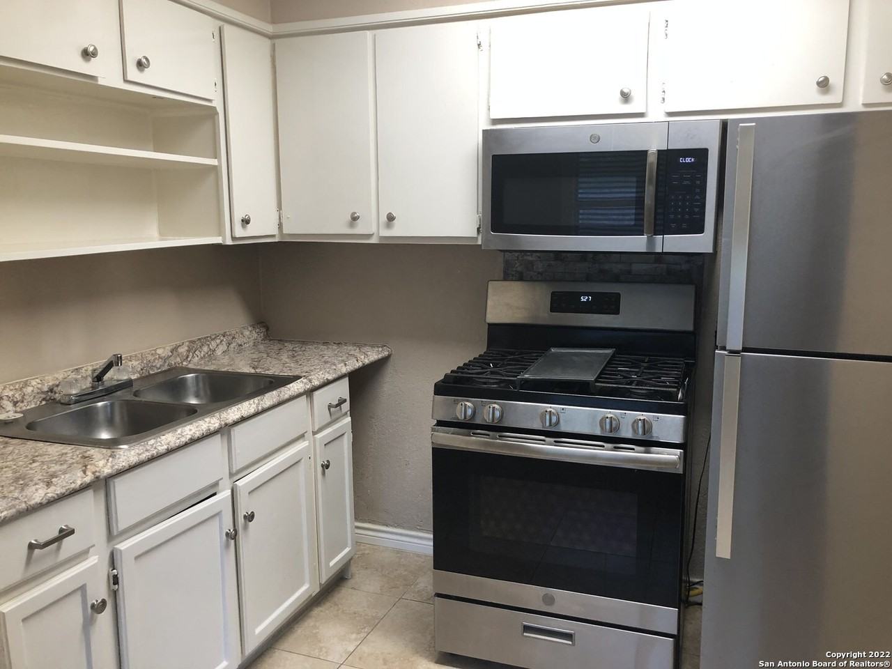 522 Altitude Dr #3 - Photo 5 of 8