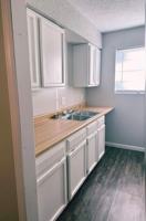 featured image of 713 W 11th St