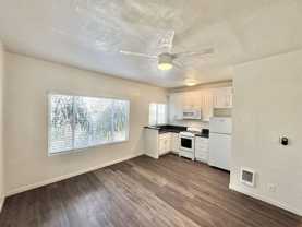 843 13th St - Photo 1 of 1