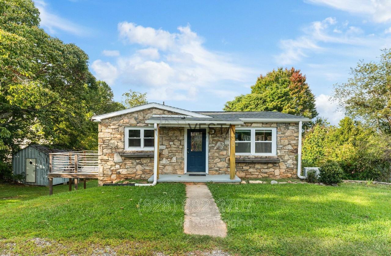 70 Smith Graveyard Road - Photo 2 of 21