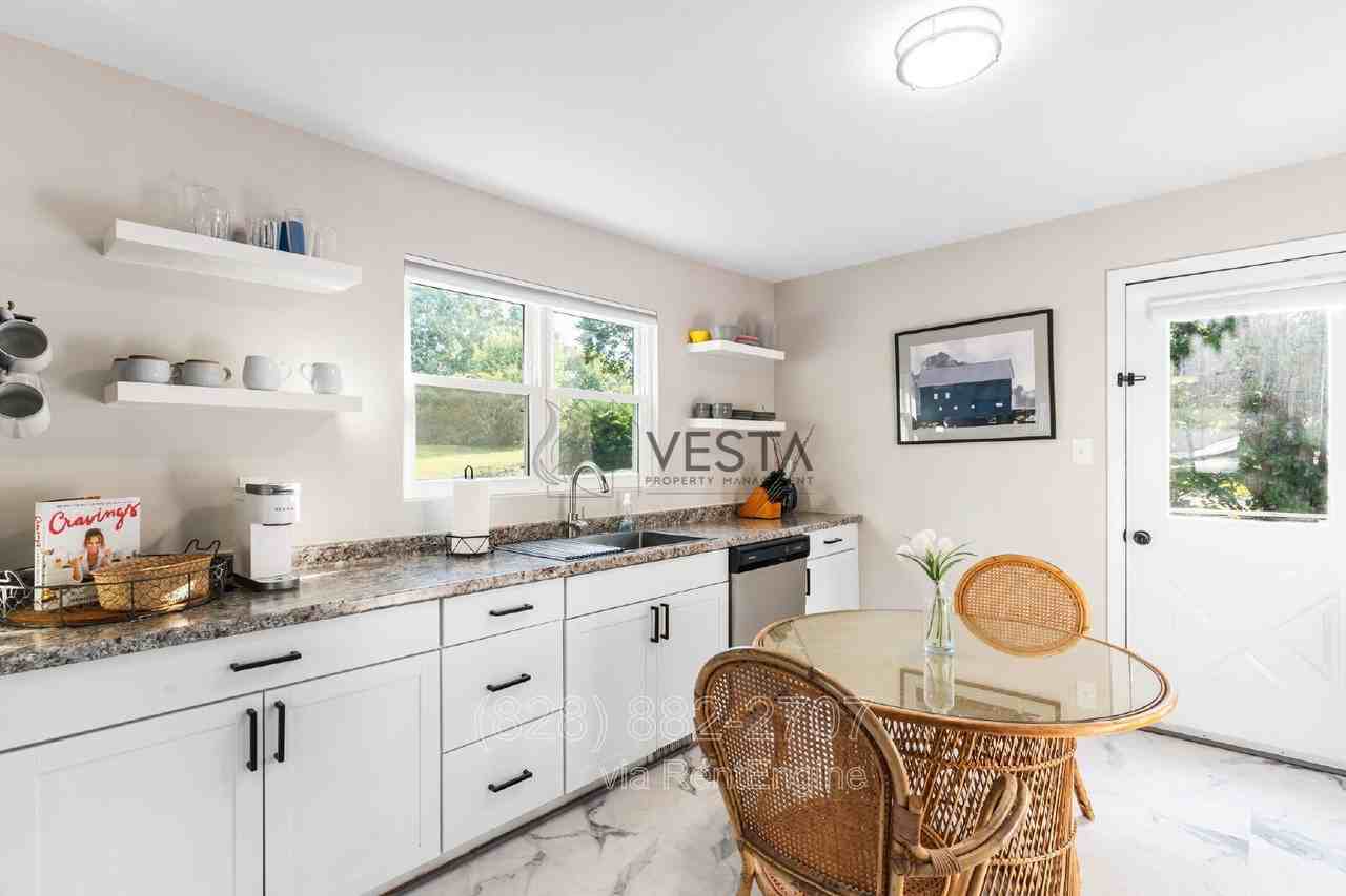 70 Smith Graveyard Road - Photo 6 of 21