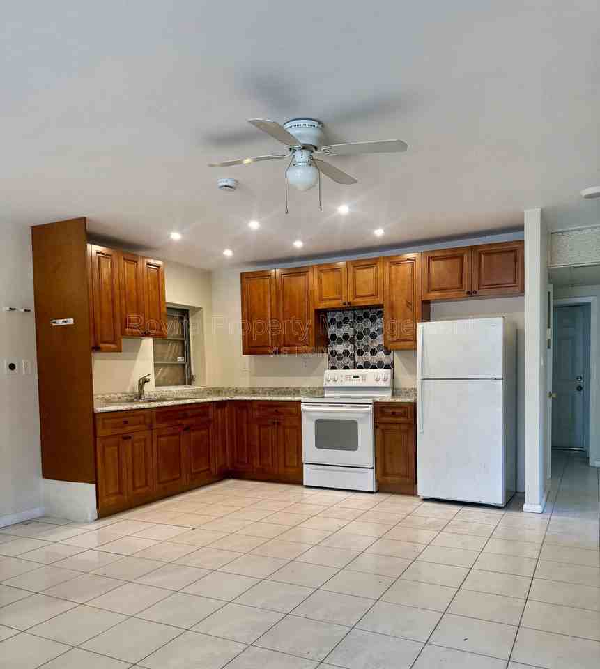 1155 Peak Rd - Photo 2 of 10