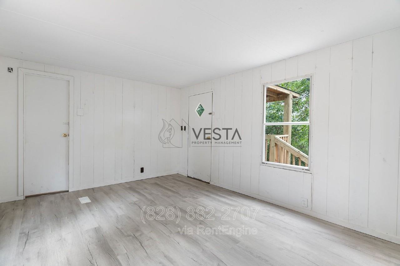 703 Macedonia Rd - Photo 5 of 18
