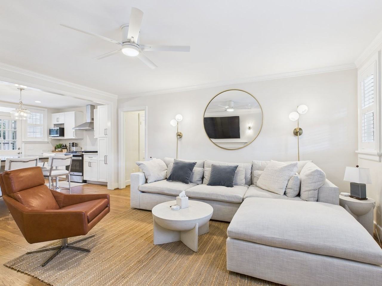 301 Seneca Road - Photo 7 of 31