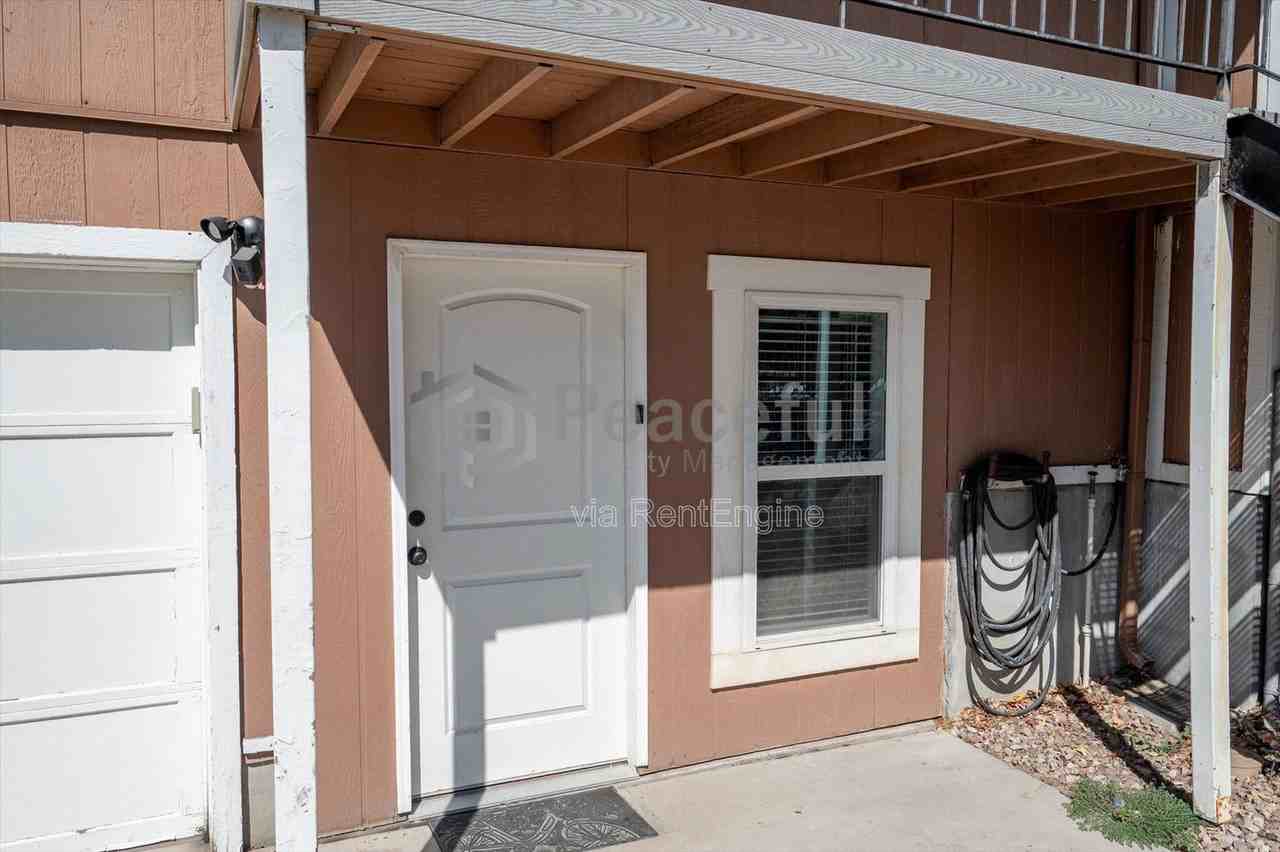 1425 N Mandalay Rd #B2 - Photo 2 of 11