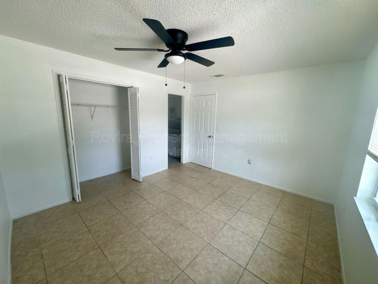 4108 Flying Fortress Ave - Photo 7 of 9