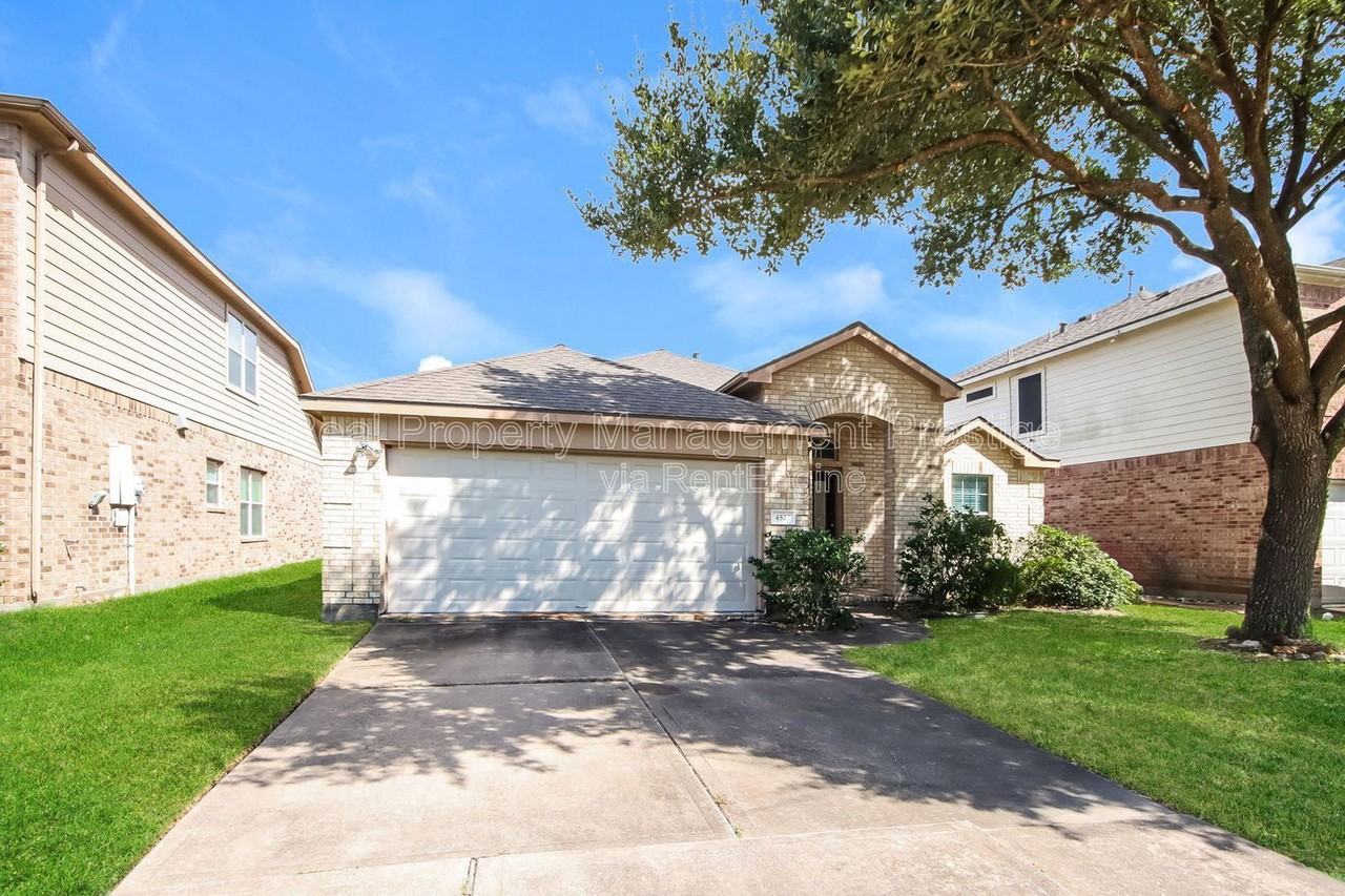 4522 Marquis Ave - Photo 2 of 15