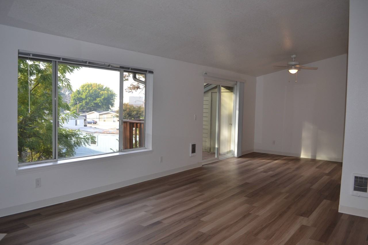 London Pointe Apartments - Photo 5 of 20