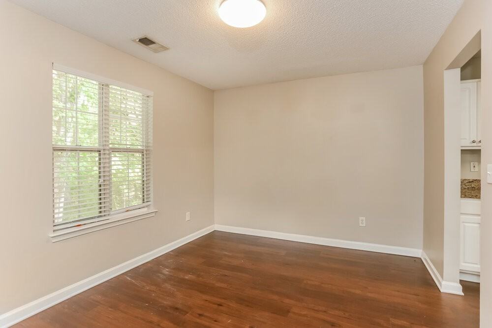3234 Grove Trl Nw - Photo 5 of 16