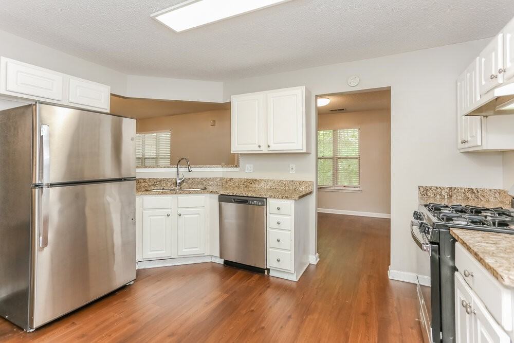 3234 Grove Trl Nw - Photo 7 of 16