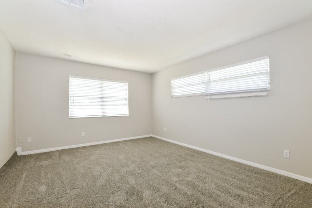 8564 Cedar Cove Dr - Photo 5 of 16