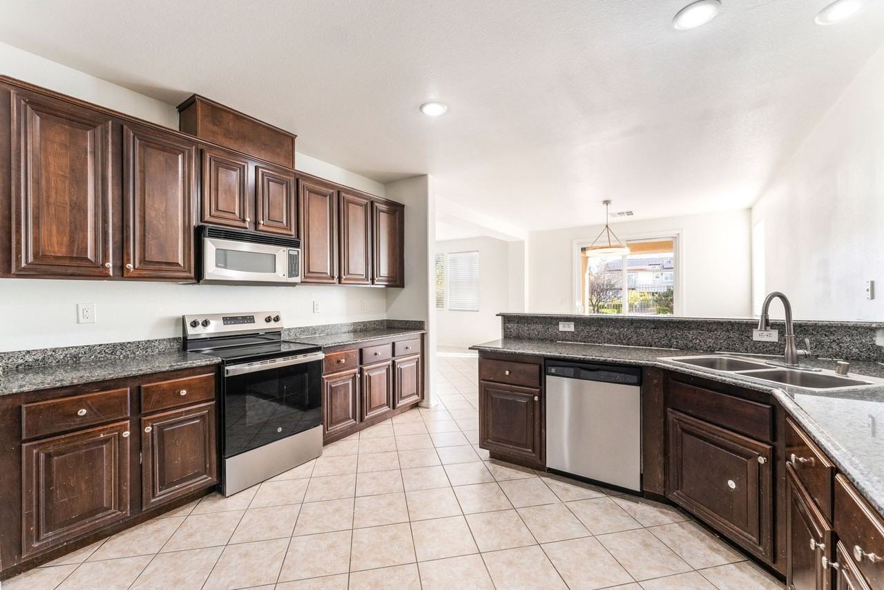 6508 Chebec St - Photo 7 of 24