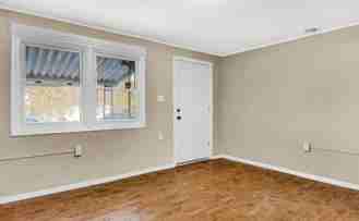 592 Lincoln St - Photo 1 of 1