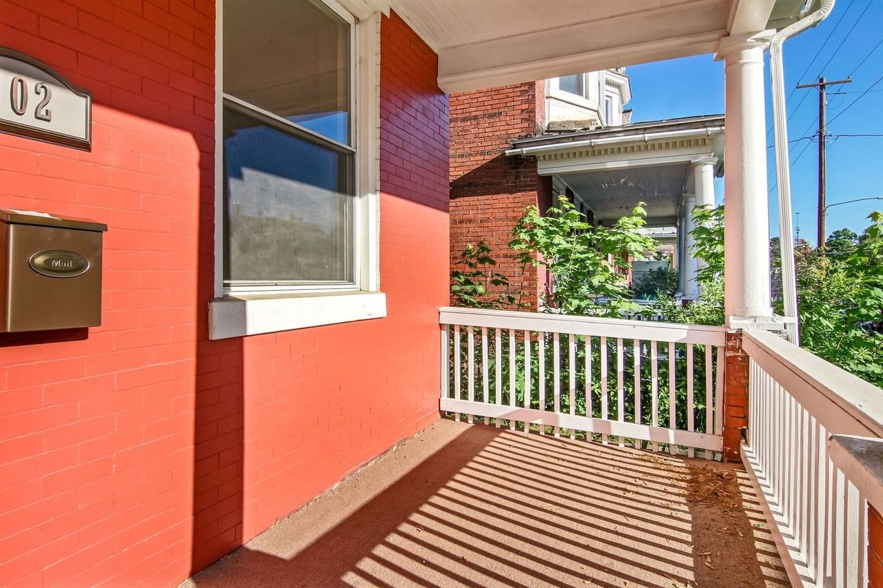 802 N 18th St - Photo 2 of 19