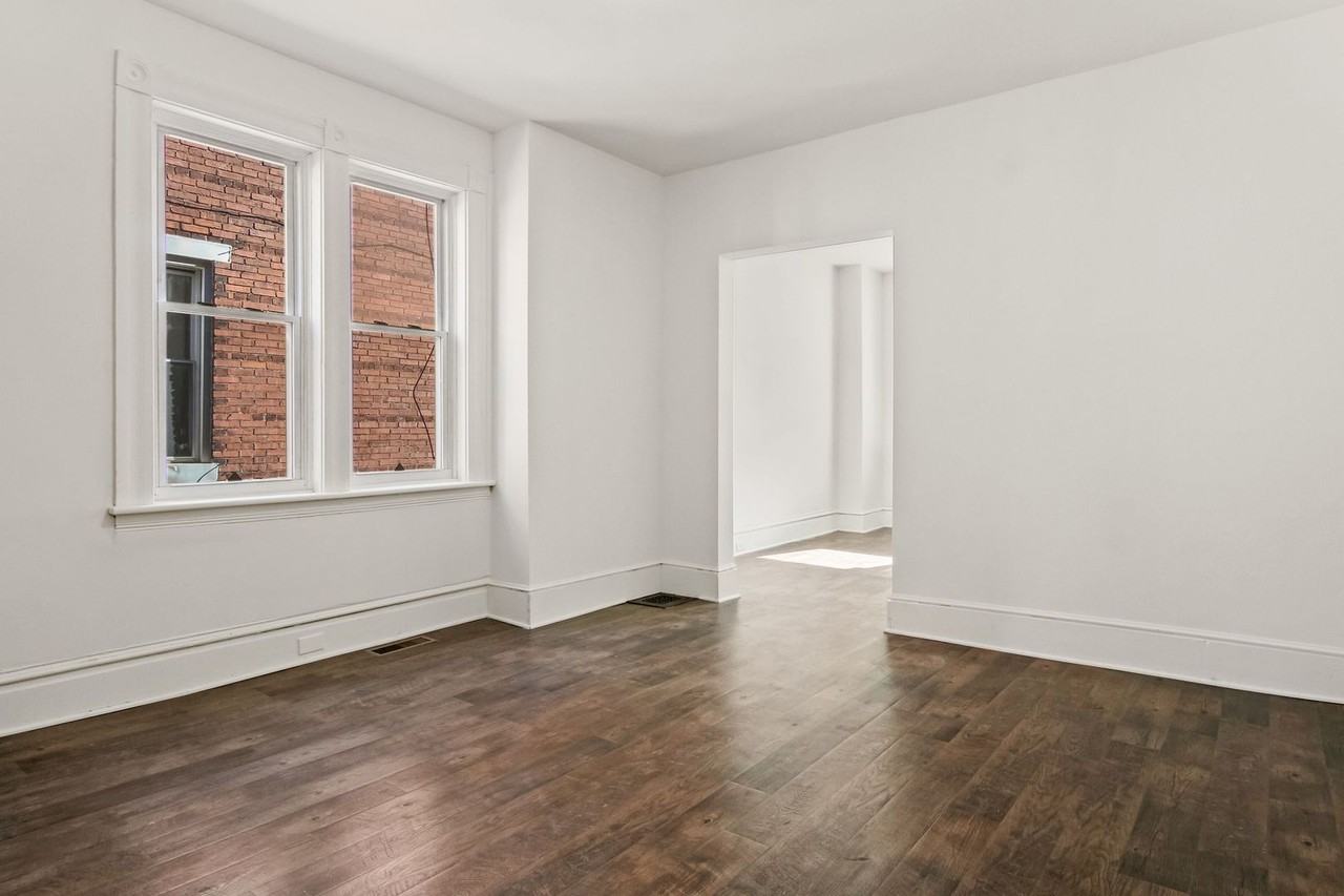 802 N 18th St - Photo 7 of 19