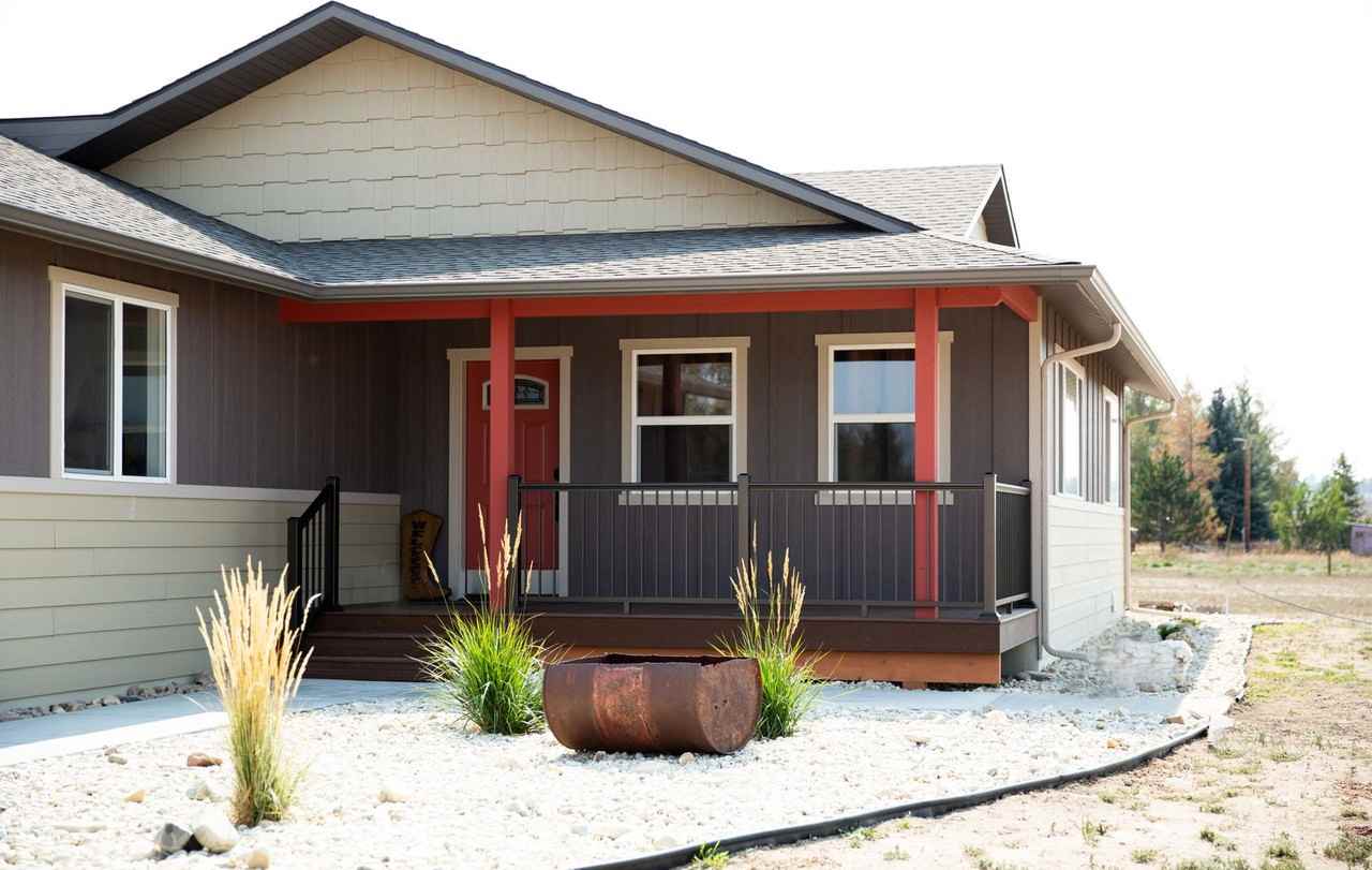 615 Folly Ln - Photo 2 of 14