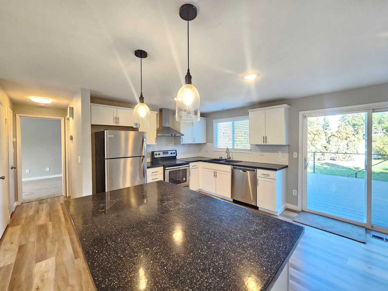 1721 E 58th Ave - Photo 7 of 35
