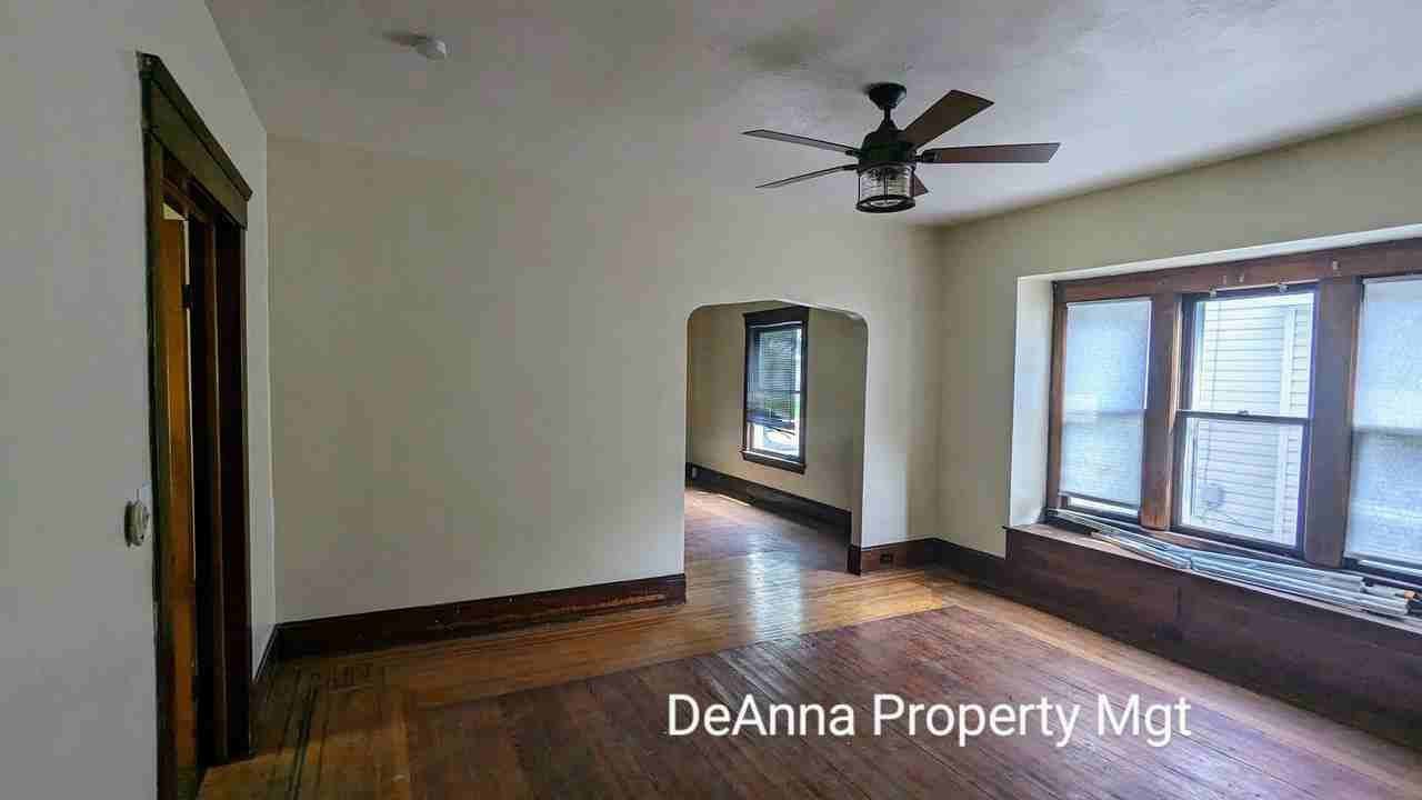 3421 Mapledale Avenue - Photo 7 of 12