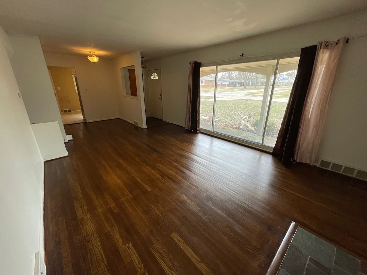 29606 Westbrook Pkwy - Photo 4 of 13