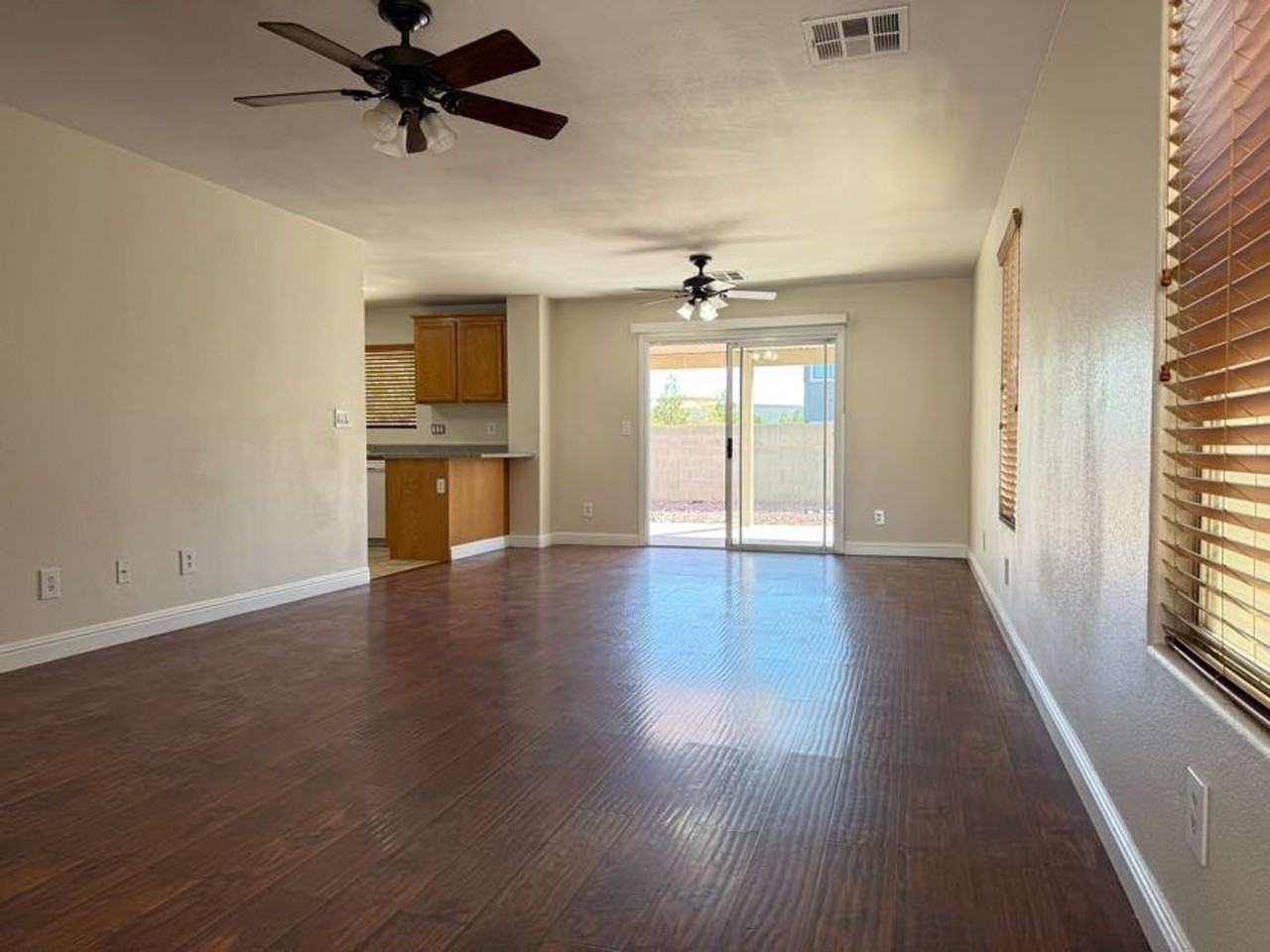 379 Silverado Pines Ave - Photo 3 of 23