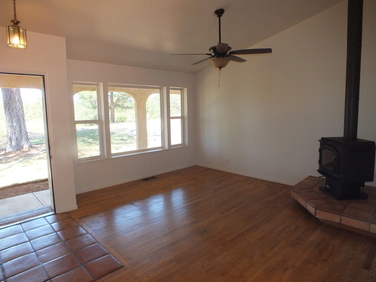 1954 Partridge Place Rd - Photo 2 of 7