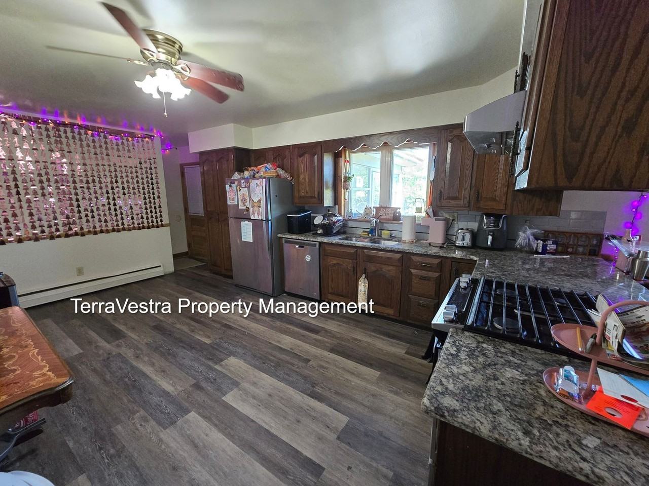 401 New St W - Photo 2 of 18