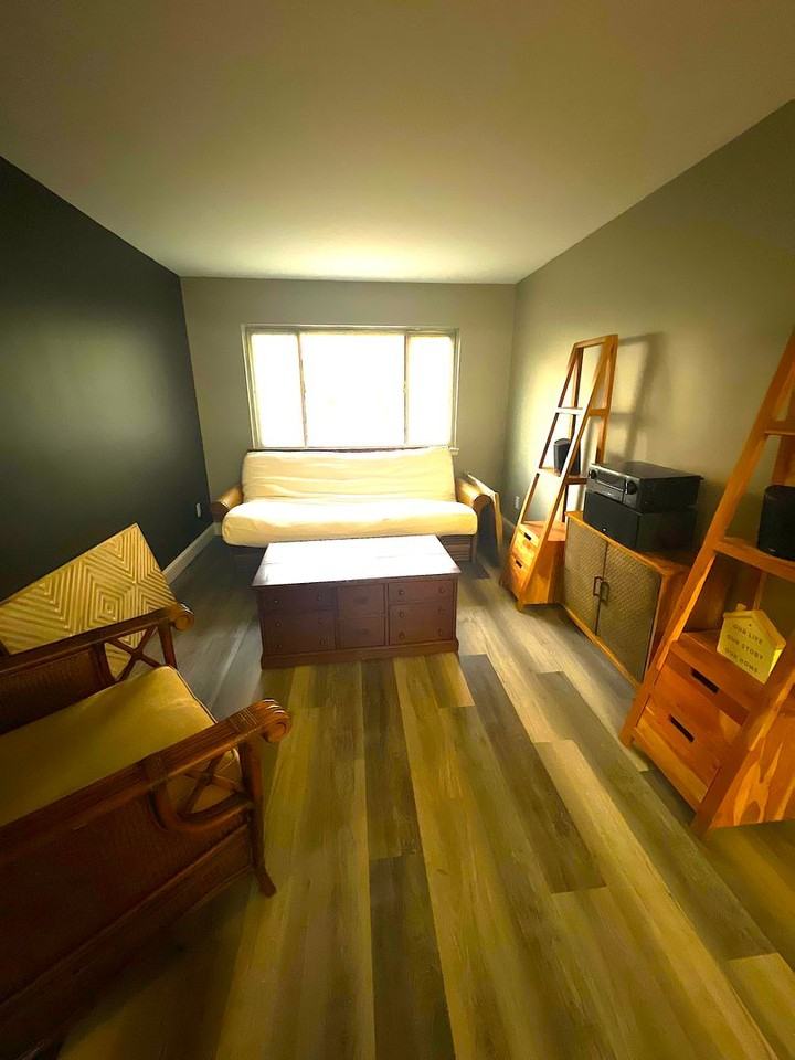 140-05 Long St - Photo 2 of 10