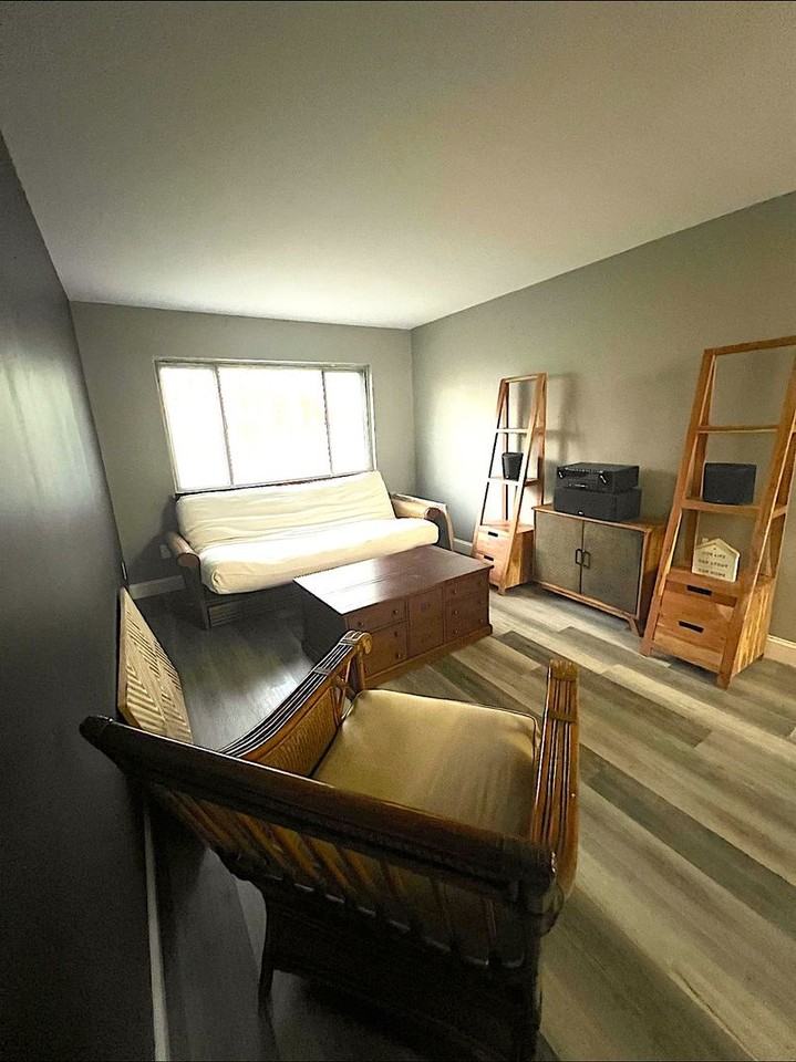 140-05 Long St - Photo 3 of 10