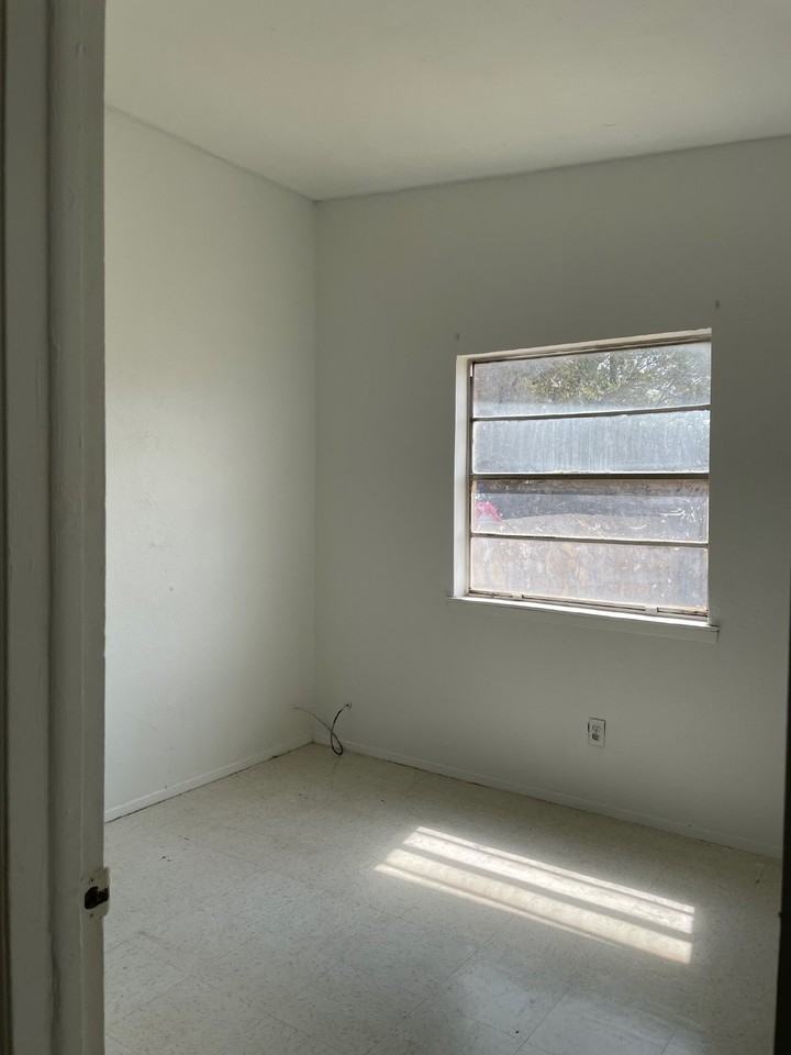 8154 Saint Andrew Ln #C - Photo 7 of 19