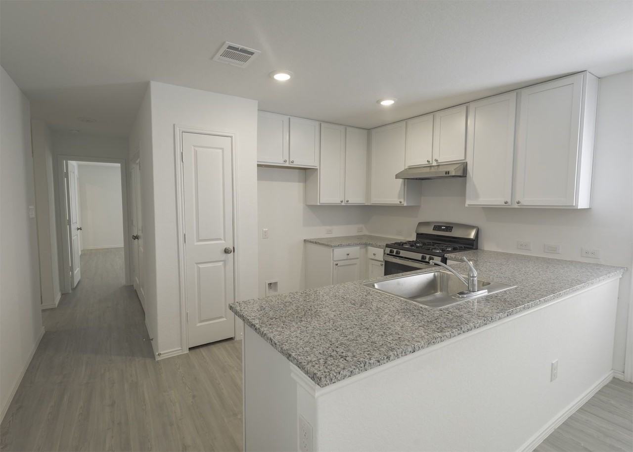 5909 San Geronimo - Photo 4 of 18