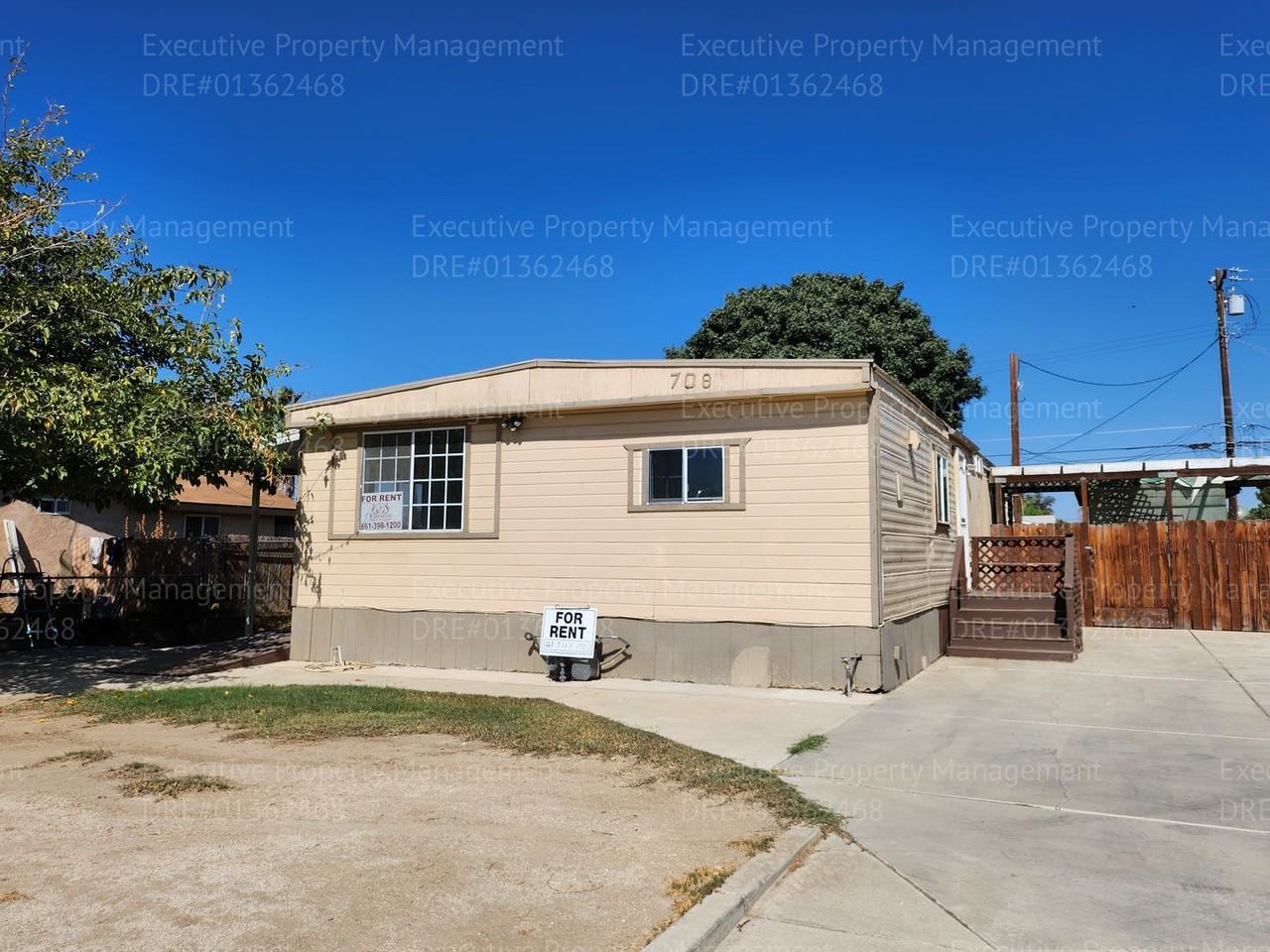 708 Curtis Dr - Photo 2 of 28