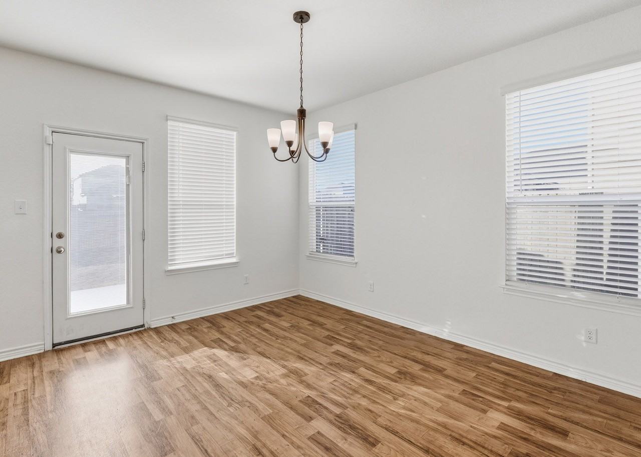 245 Blacktail Drive - Photo 5 of 26