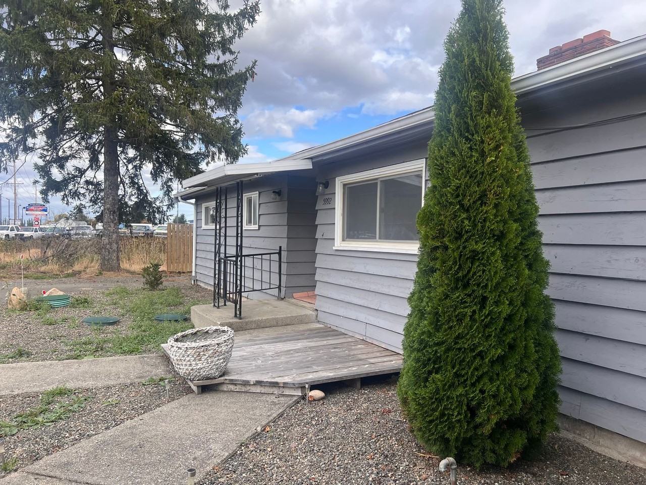 5992 Guide Meridian - Photo 2 of 20