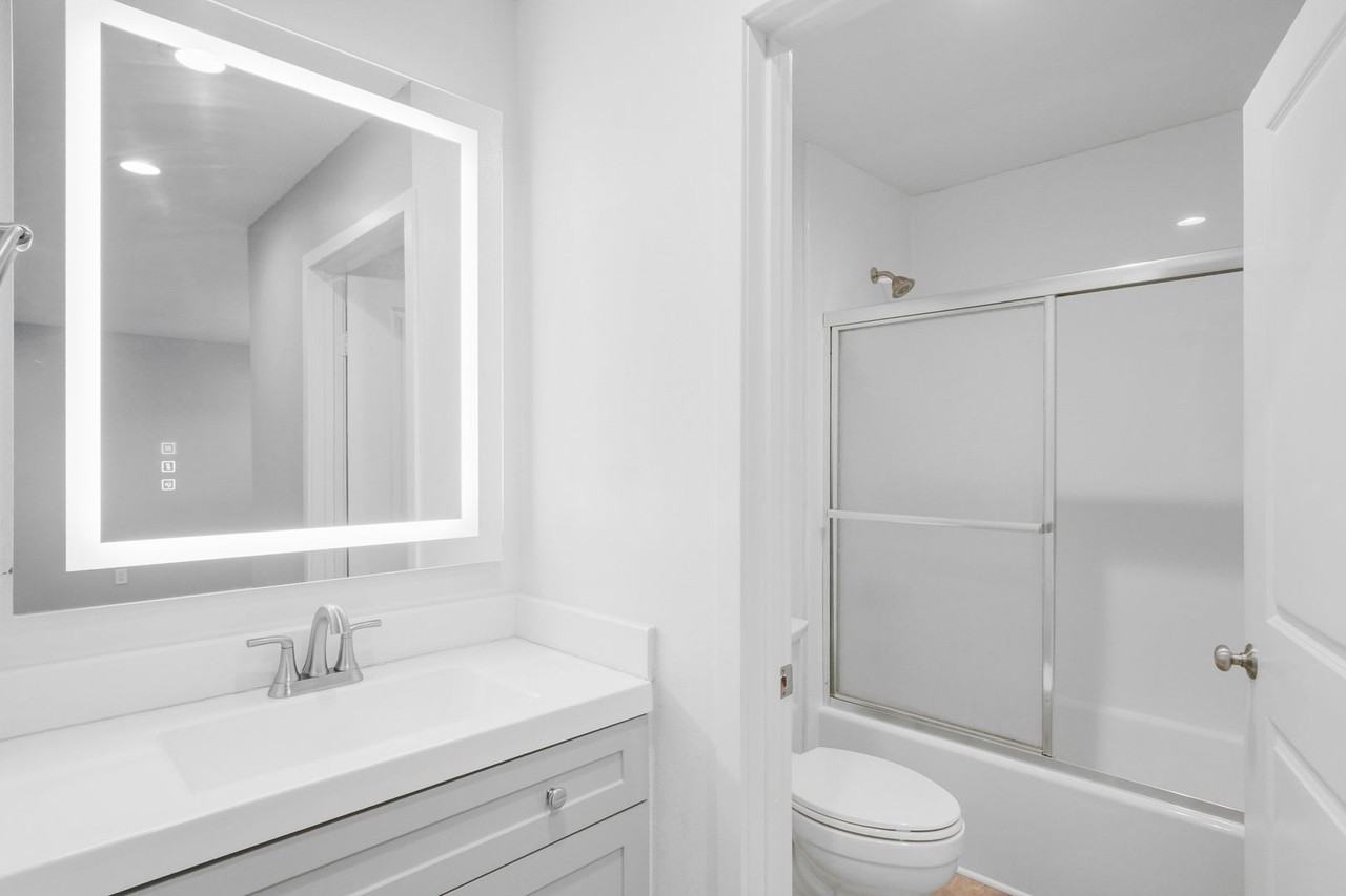 9175 Campina Dr #5 - Photo 6 of 25