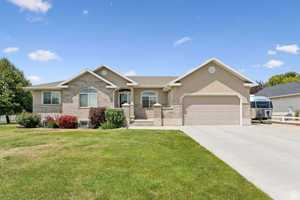 featured image of 868 Brandon Dr