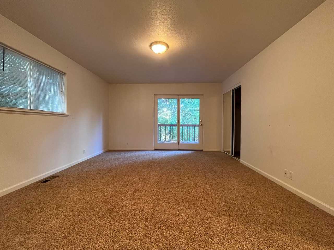 1146 Vista Dr - Photo 7 of 21