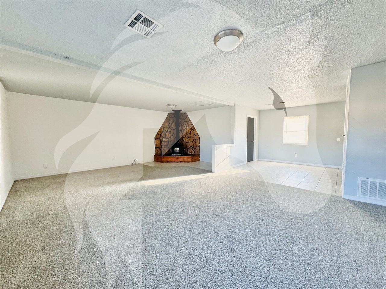 2518 4th St - Photo 2 of 8