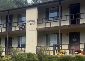 featured image of 159 N Sycamore St #18