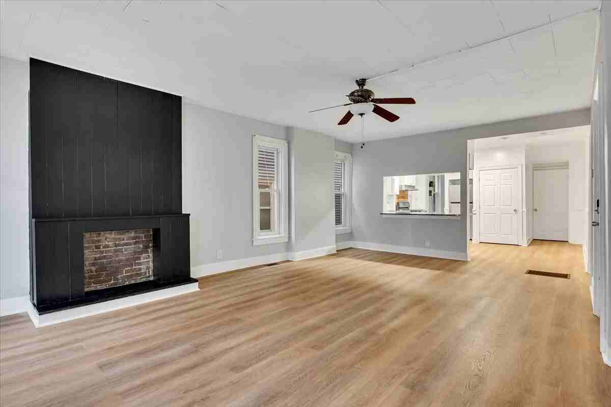 57 1/2 Saratoga Ave #1N - Photo 2 of 20