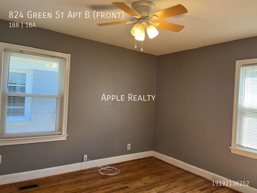 824 Green St Apt B - Photo 3 of 17