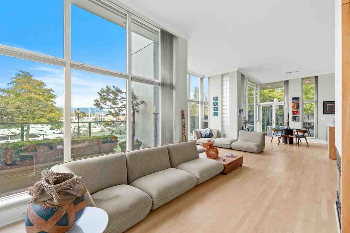 1717 Bayshore Drive #PH1 - Photo 6 of 29